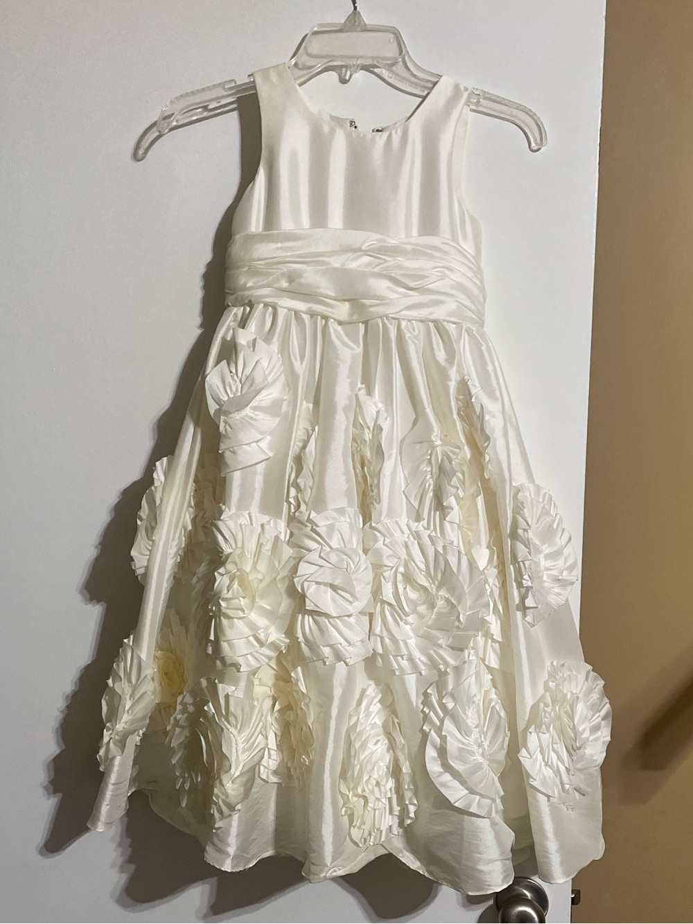 Elegant Ivory Flower Appliqué Girls Dress